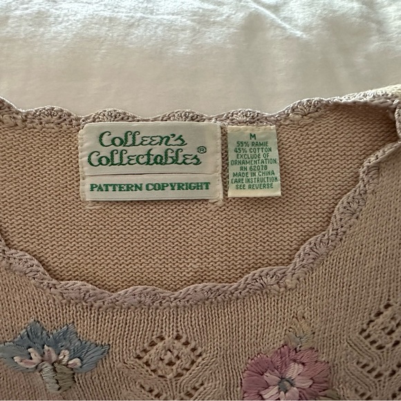Colleen’s collectibles,Size:M, color tan, good condition, 55% ramie 45% cotton - Picture 2 of 2